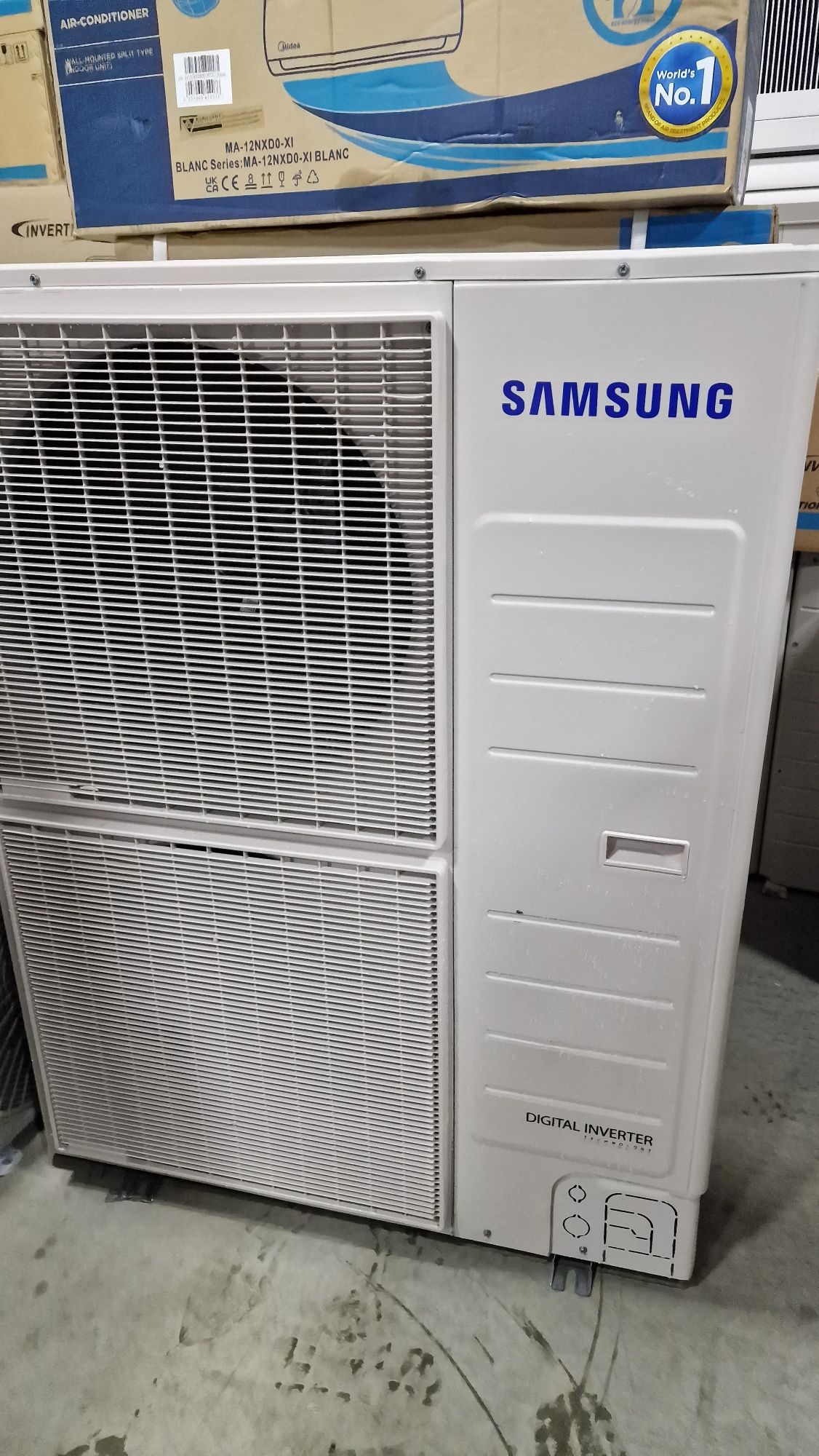 Samsung digital inverter 16kw с 2 кръгли касети AC071RN4PKG