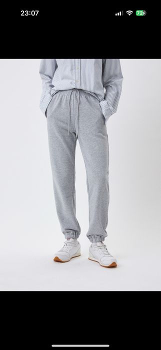 Спортивные штаны Uniqlo