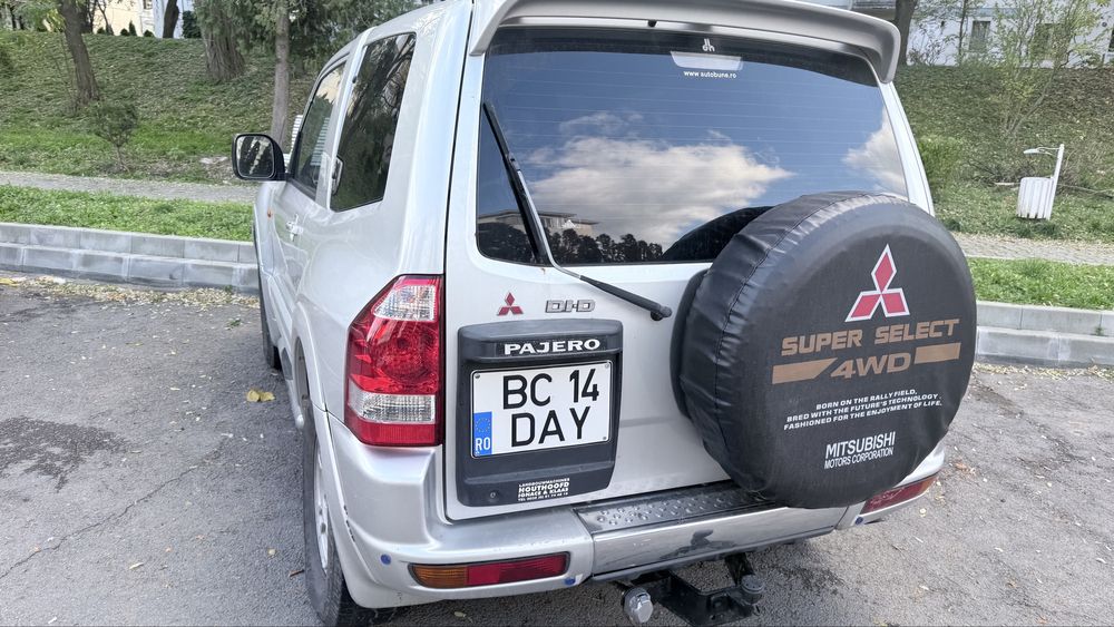 Mitsubishi pagero mk3 3,2 autoutilitara