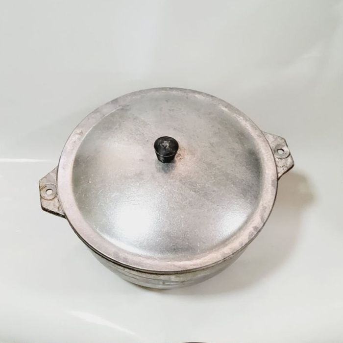 Казан чугунный 8 литров