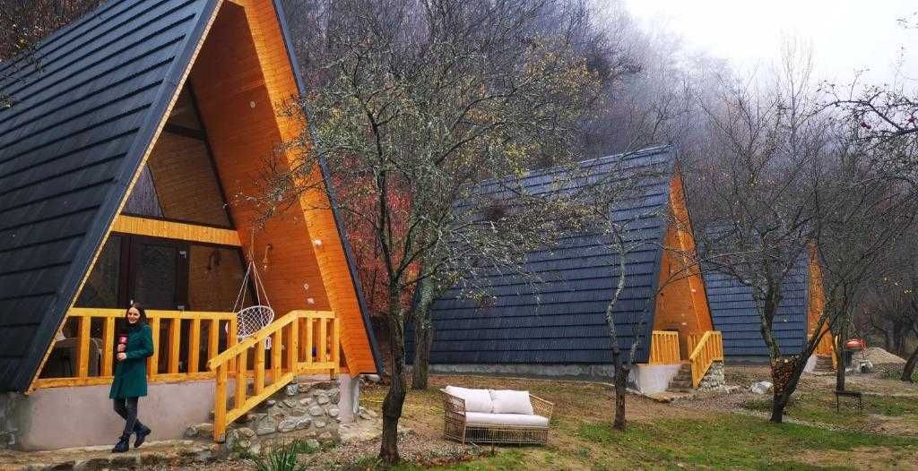Cabane A-Frame din lemn