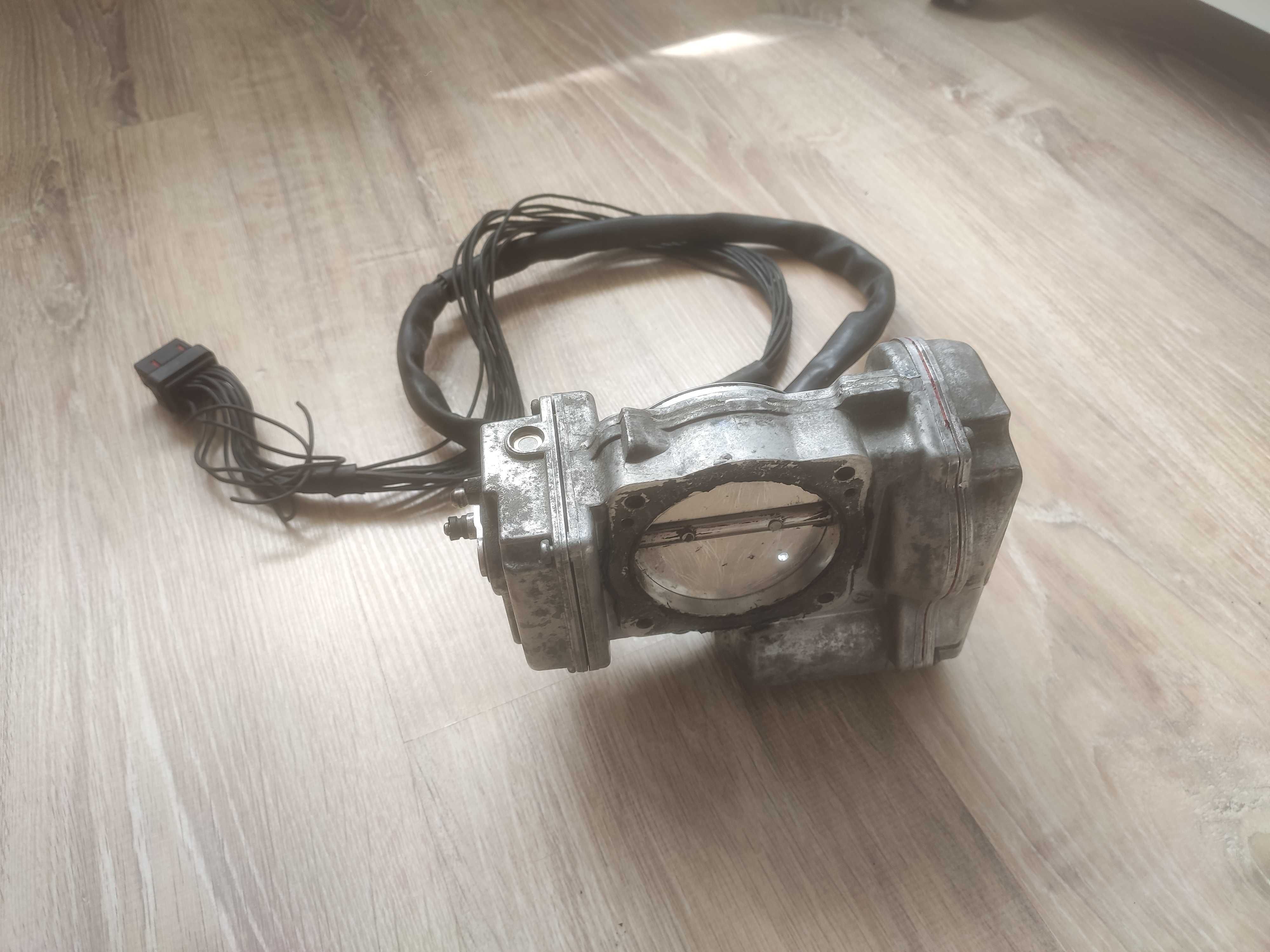 Дроселова клапа  Mercedes VDO 408.225 S500 S420