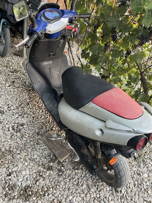 Scuter aprilia sr50 cu acte