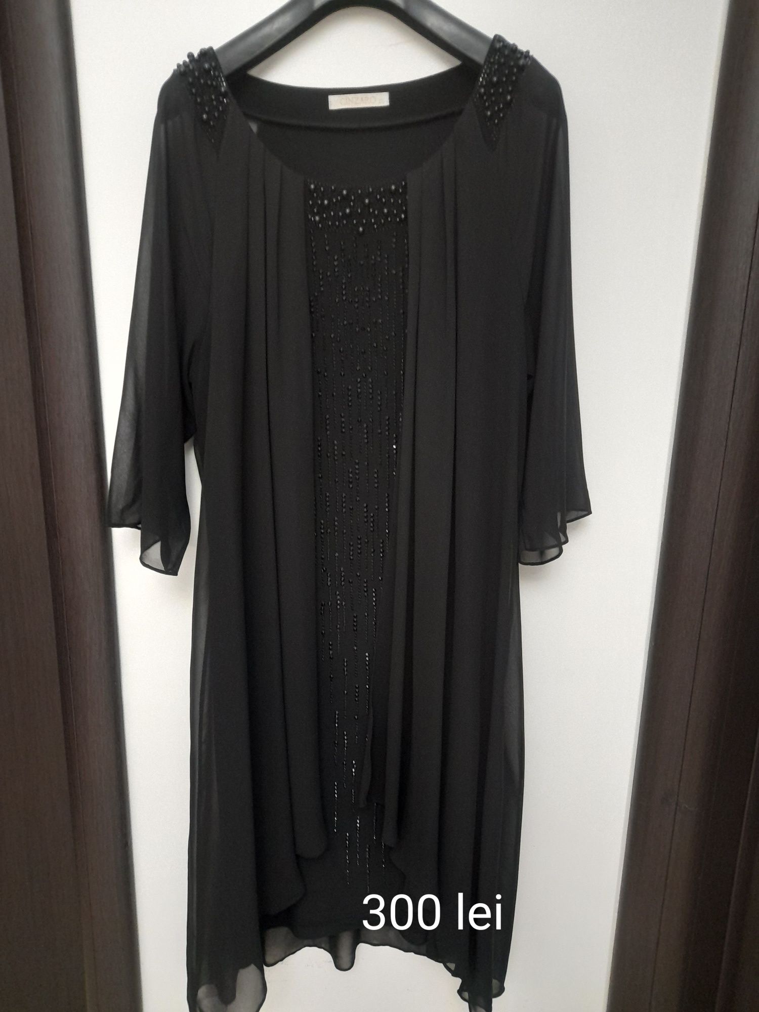 rochie neagră cu mărgele