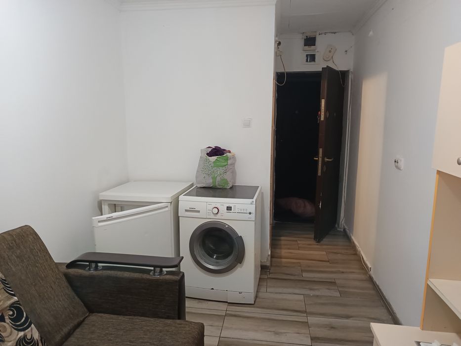 Vand garsoniera str hunedoarei