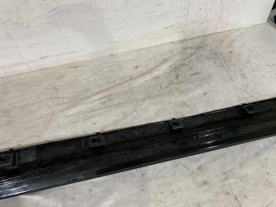 Prag stanga Volvo XC90, 2015, 2016, 2017, 2018, 2019, 2020, 2021, 2022, cod origine OE 31672370.