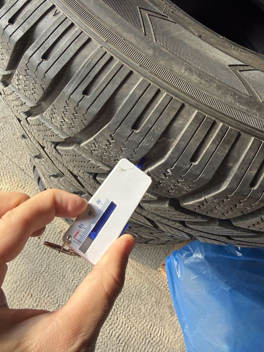 Anvelope iarna 265 70 R17