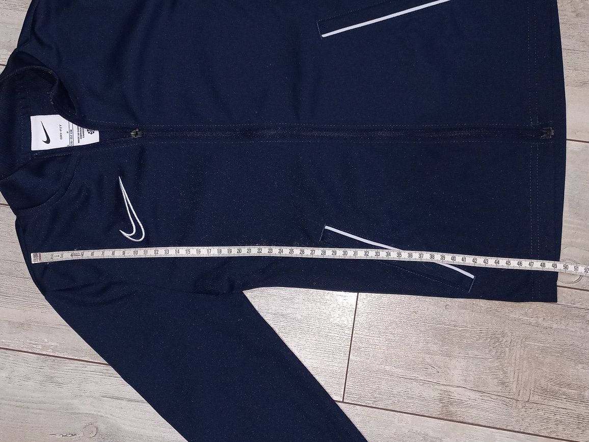 Детски спортен екип Nike