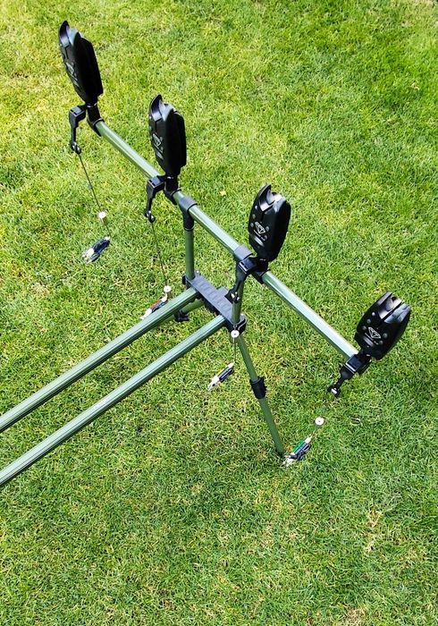 Set 4 Lansete 3,90m,4 Mulinete Tambur 10.000,Long Cast,Rod Pod Echipat