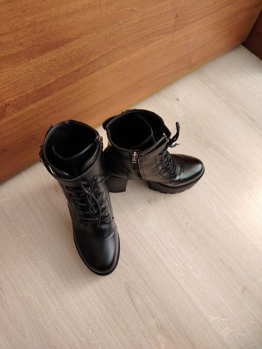 Дамски обувки ток! Нови.