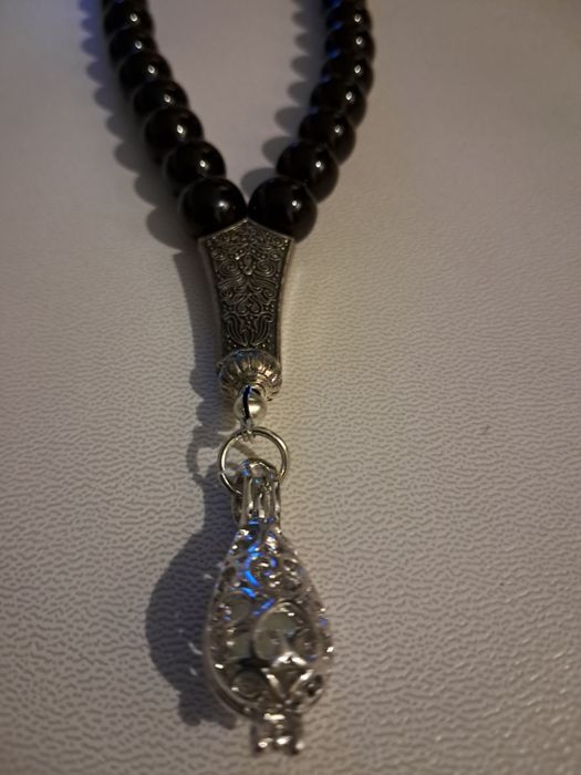 Броеница с Естествен камък