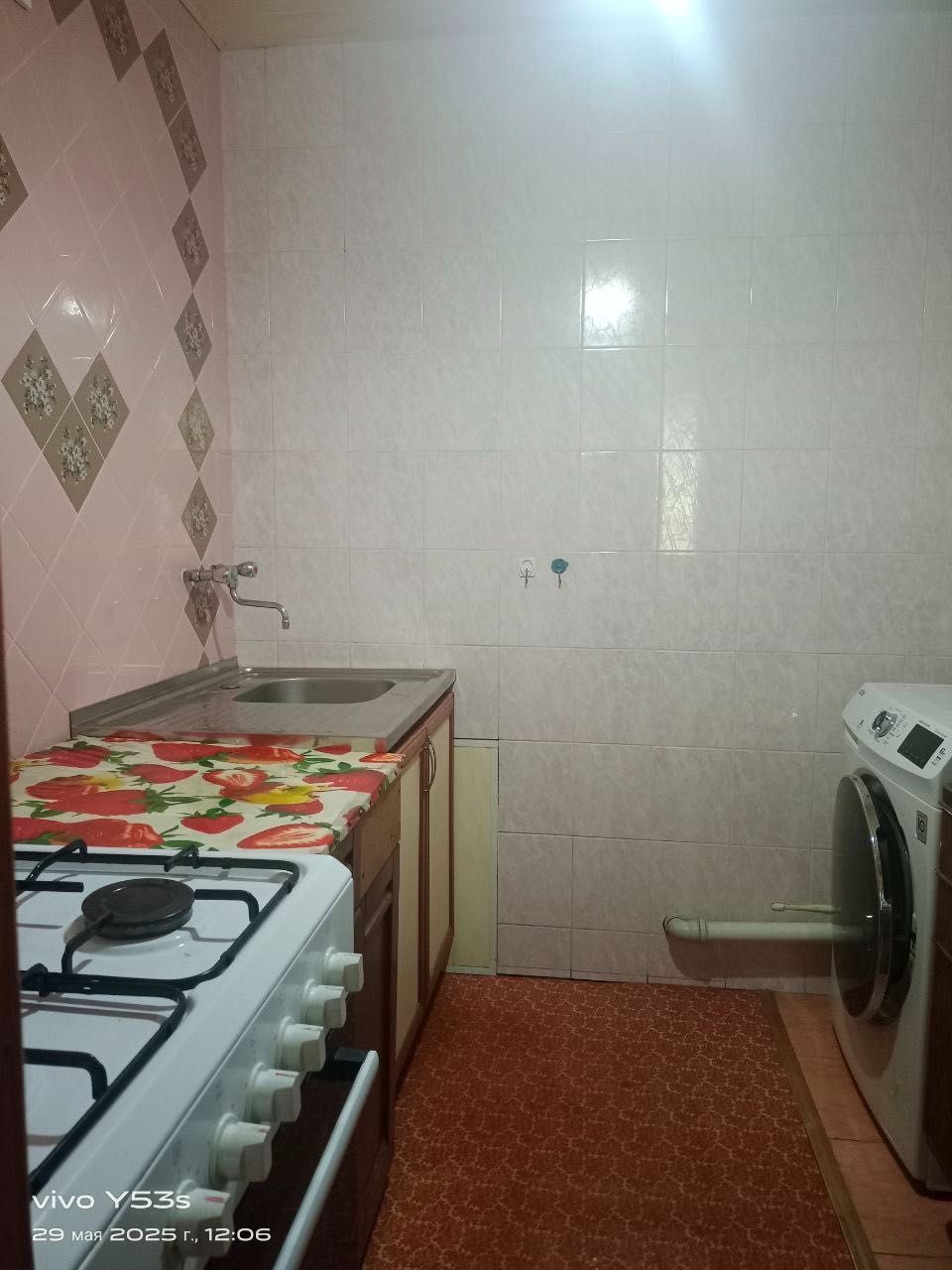 2/1/4- Ялангач массив, Теннисный корт, кирпич лод 2/6- 55 кв, 63999!