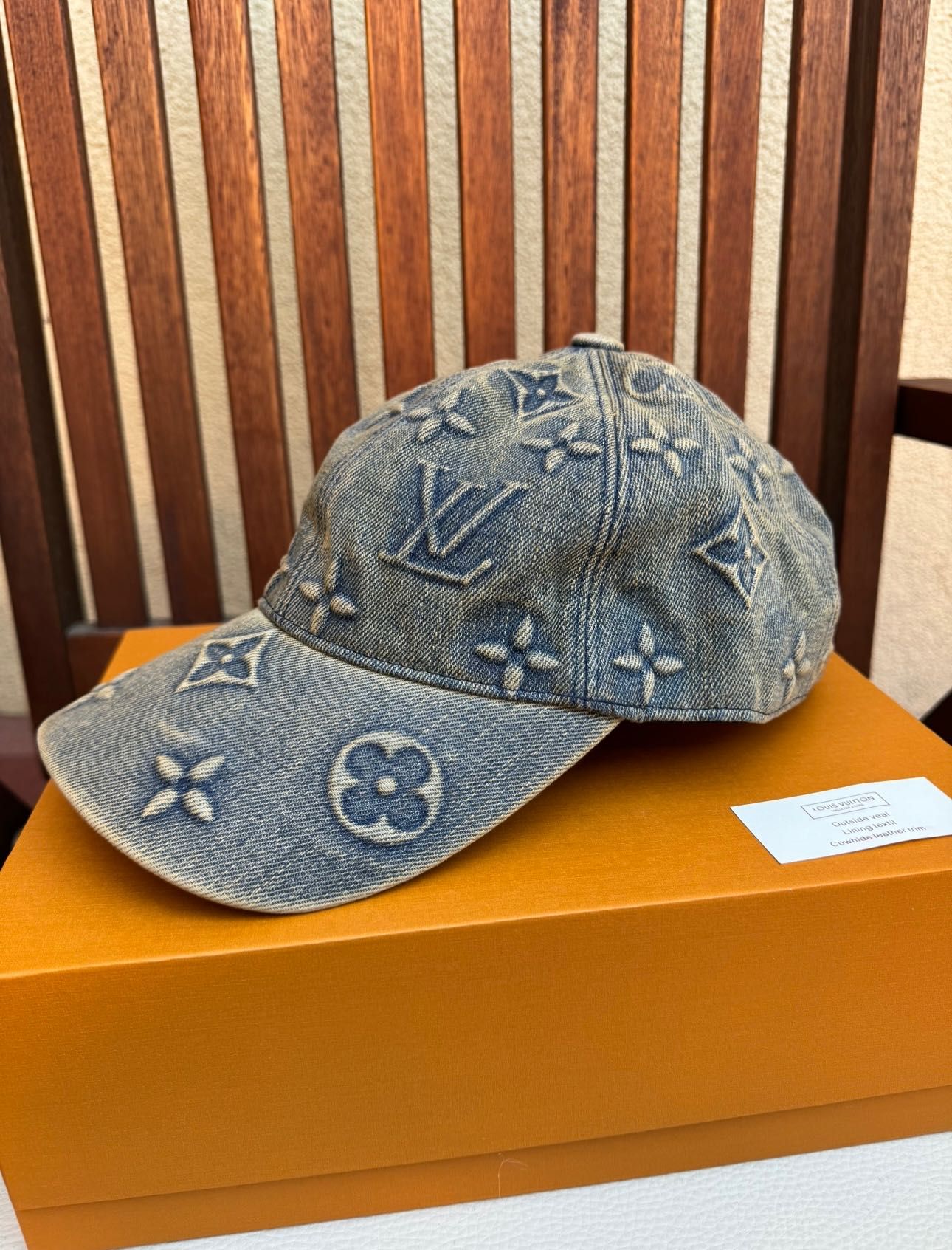 Sapca originala Louis Vuitton LV Monogram Washed Denim noua