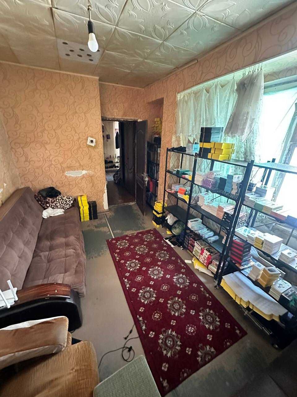 Продам свою квартиру в Учтепинском районе 30 кв-л (2/11/12)