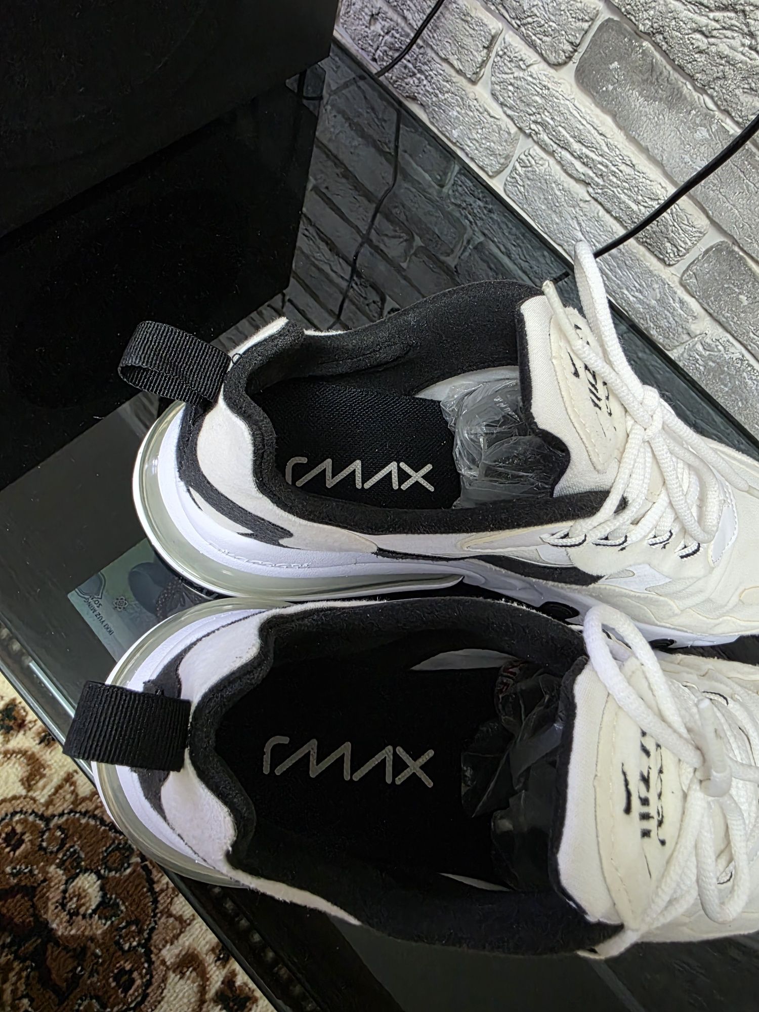 Оригинальные кроссы Nike