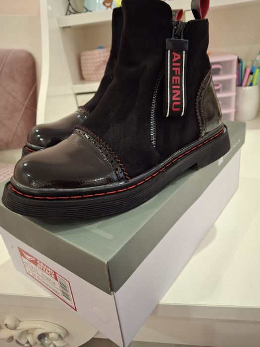 Дамски елегантни боти