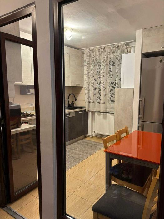 Apartament 4 camere, Centrul Civic