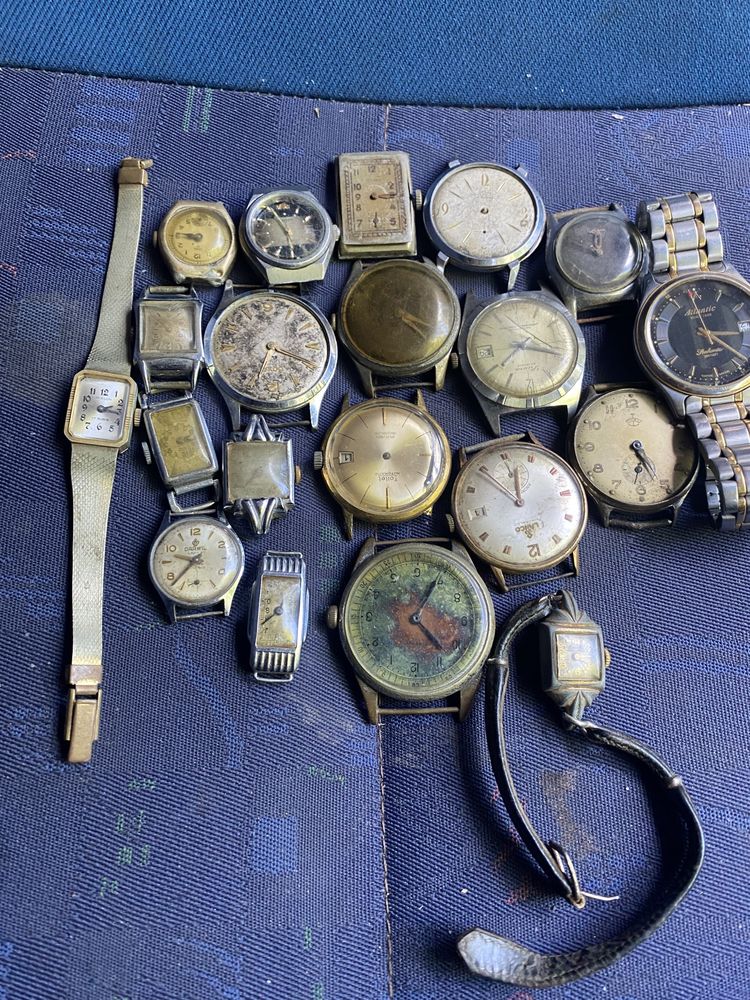 Продавам 20 швеицарски стари часовници