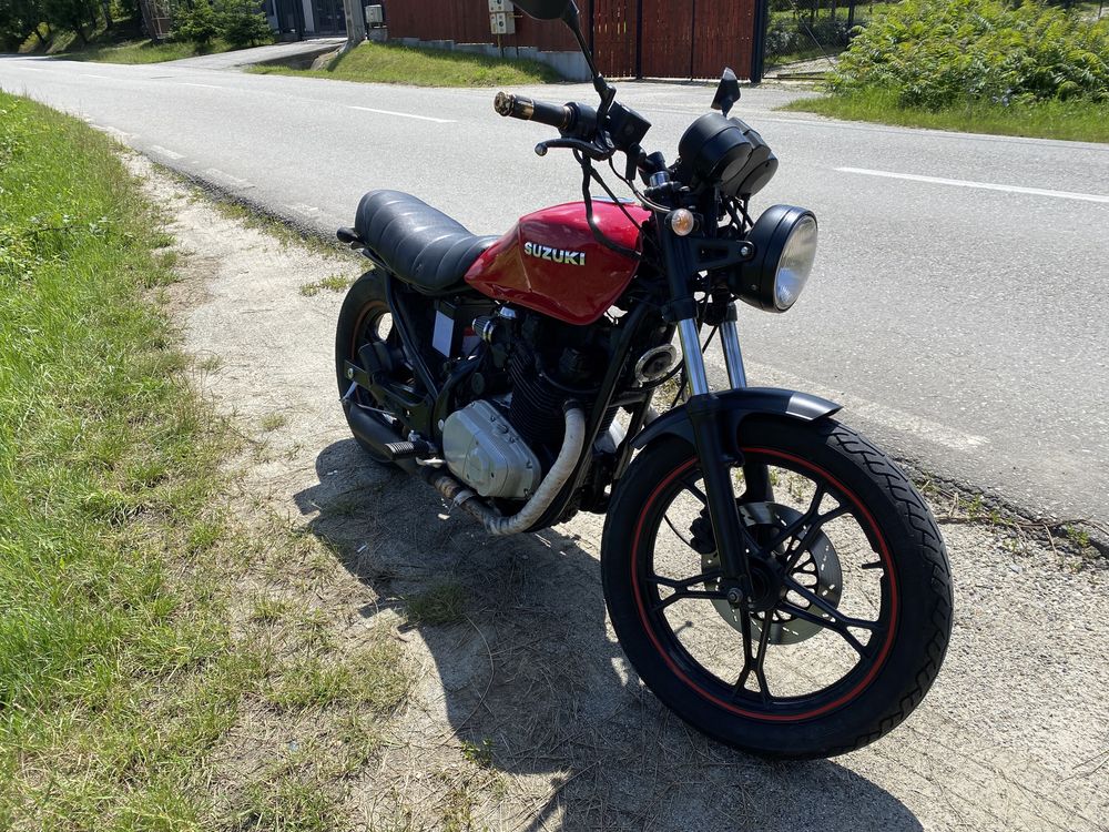 Suzuki GR650 Cafe Racer / Scrambler