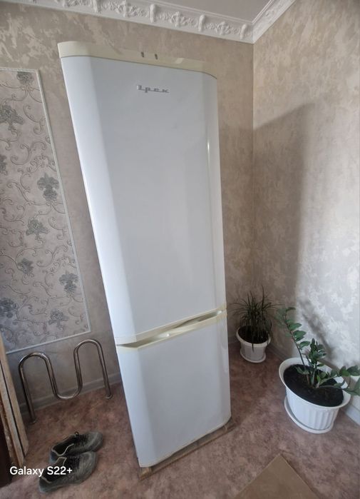 Холодильник Орск сатылады. Жұмыс  жасап тұр 50 000  мын теңге
