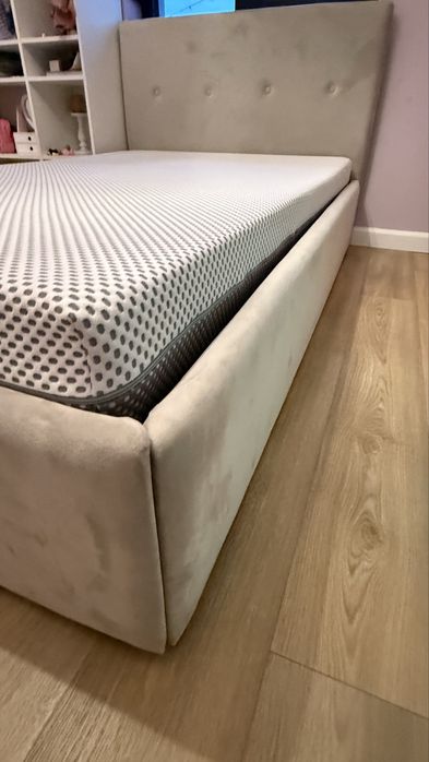 Pat+ somiera deosebita