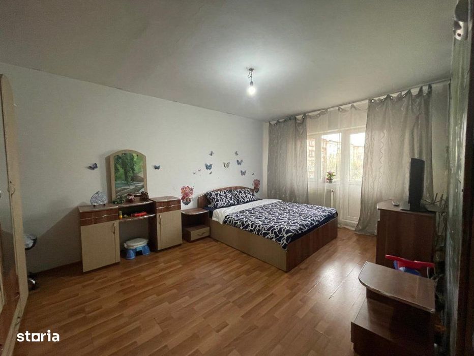 Apartament de vanzare, cu 2 camere, 49 mp, decomandat, Baia Mare