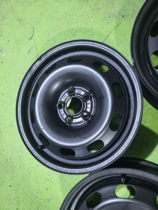 15 5x100 Vw Polo Skoda Fabia Seat 5х100 метални джанти