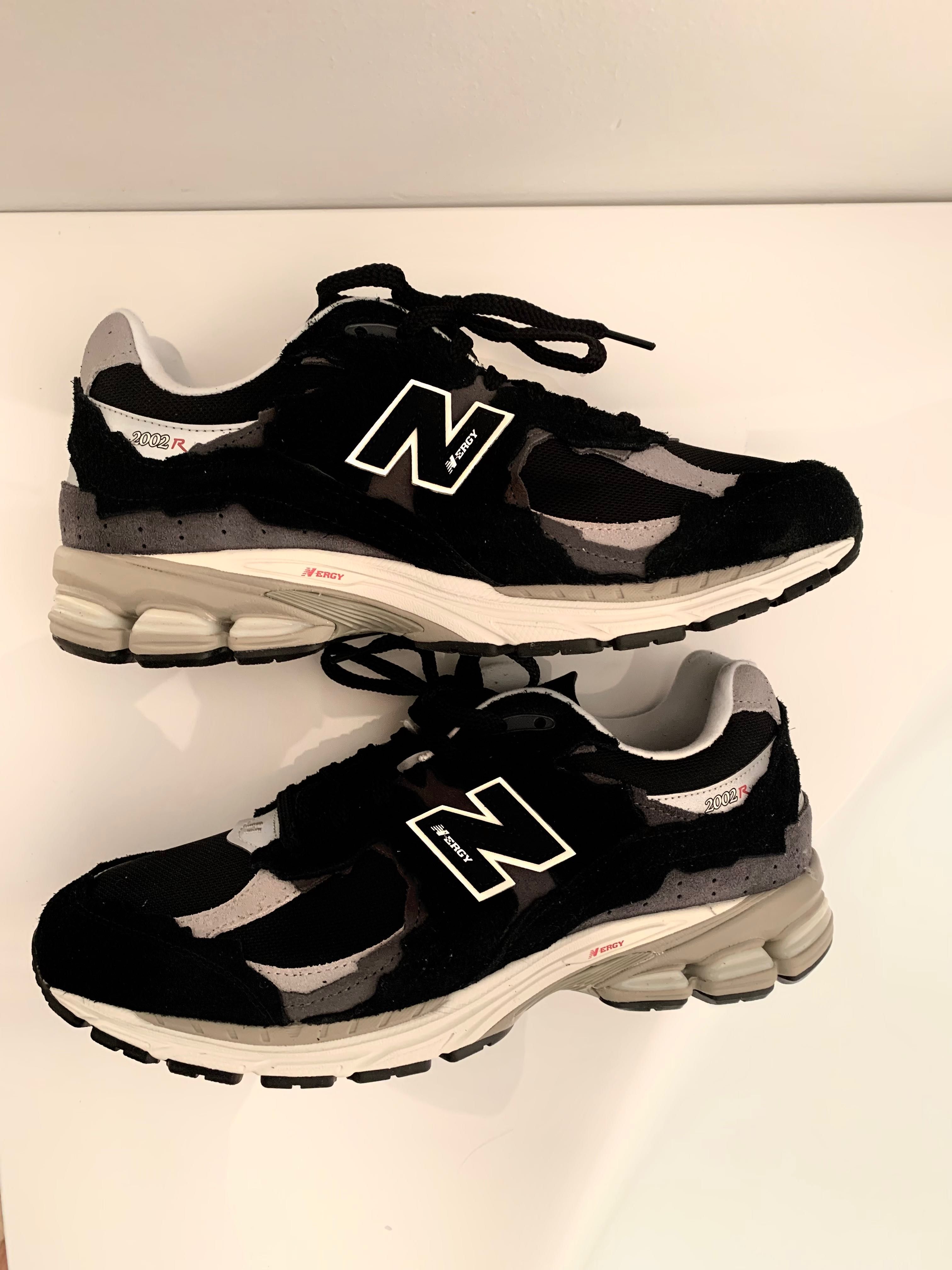 New Balance 2002R Protection Pack Black and Grey