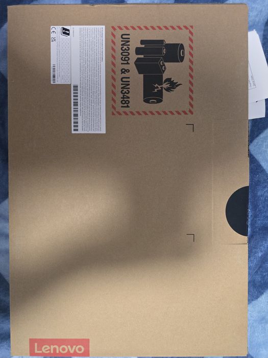 Laptop Lenovo IdeaPad Slim 3 15ABR8