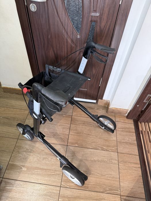 Cadru rollator din aluminiu batrani dizabilitati ca nou