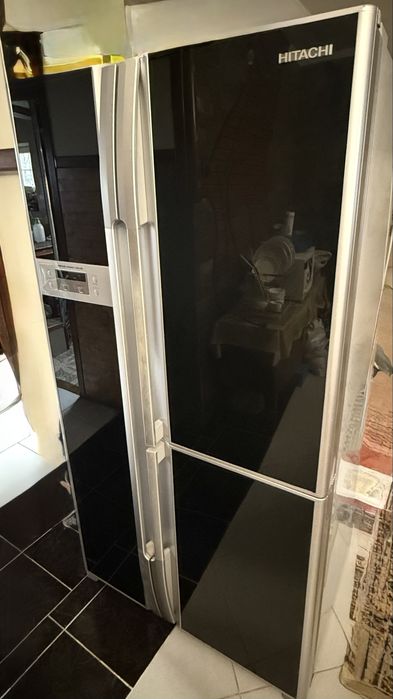 Хододильник hitachi R-M700EUN8