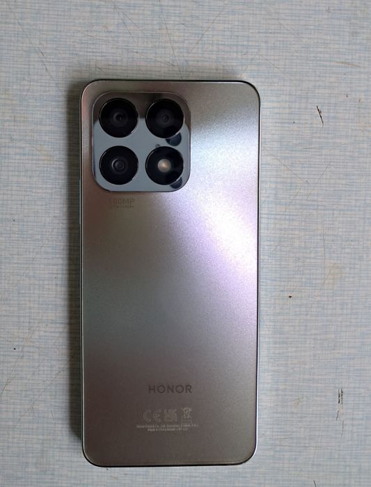 Telefon sotiladi: Honor x8a holati a'lo