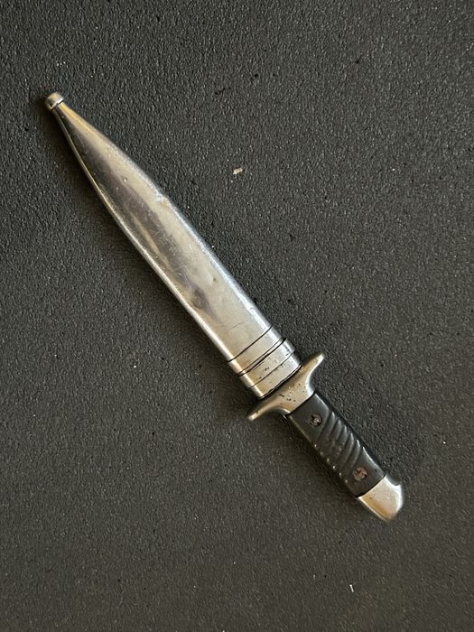 Щик Сабя Нож на Дневалния