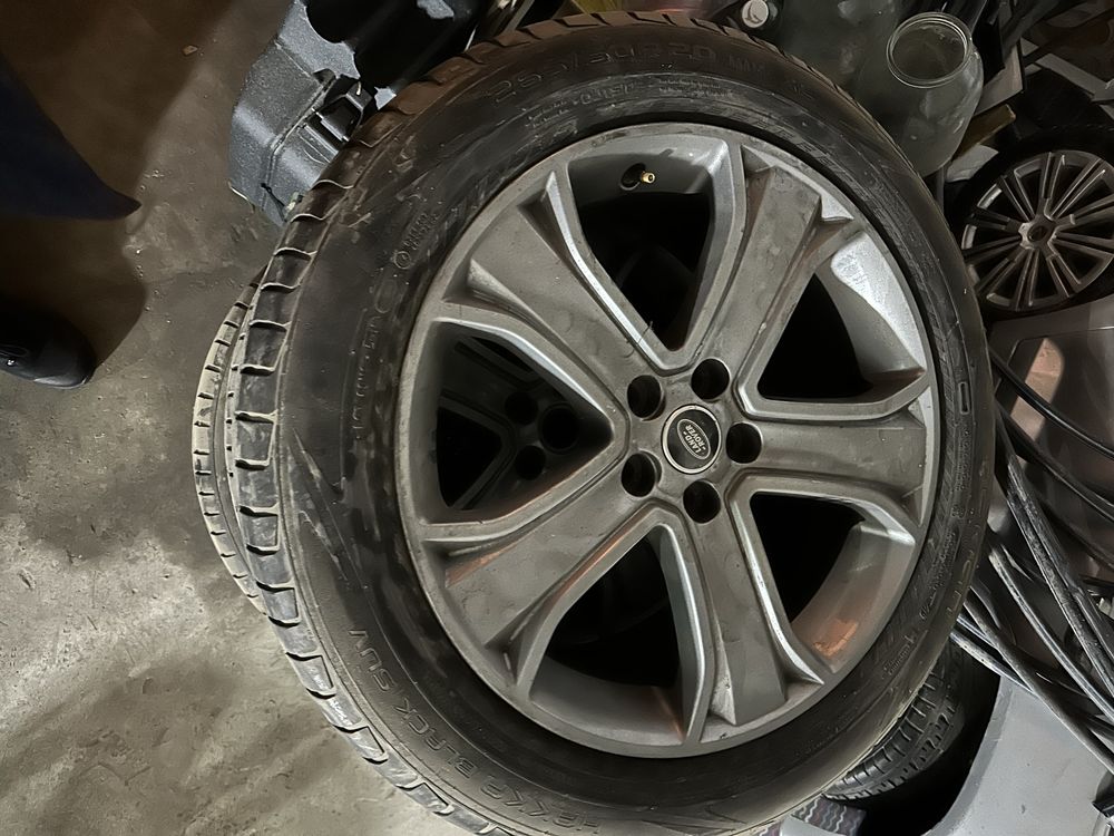 Диски +3 резины летние На Range rover sport