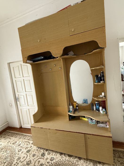 Продаю прихожу размер 2,5х1,5