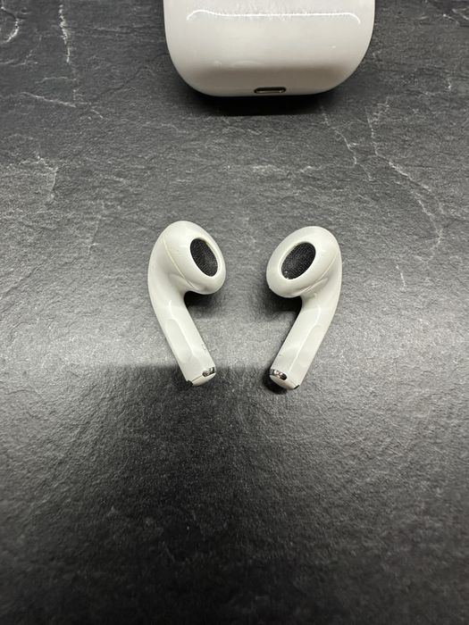 Оригинални Apple Airpods Gen 3