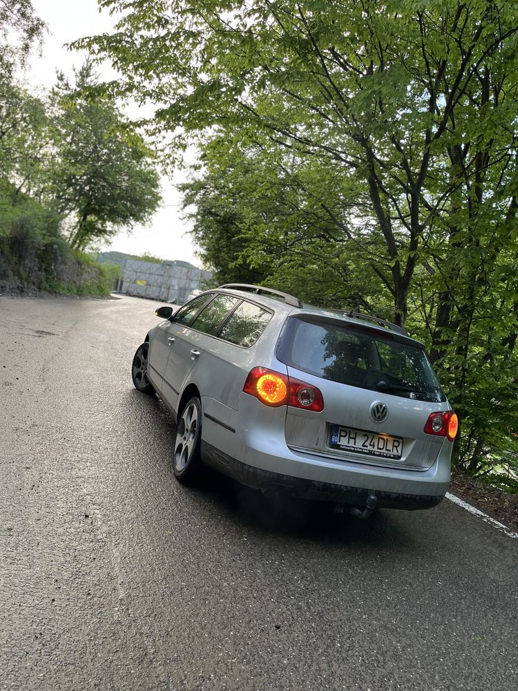 Vand passat, b6! Masina este imecabila nu bate nu troncane.