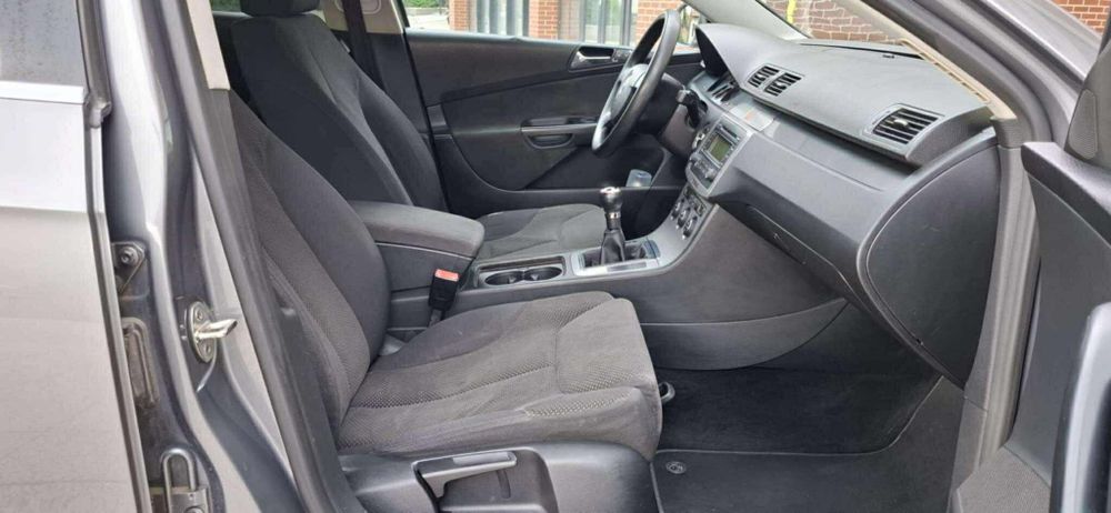 Vând sau Schimb Wv Passat 2007 2.0TDI 140CP