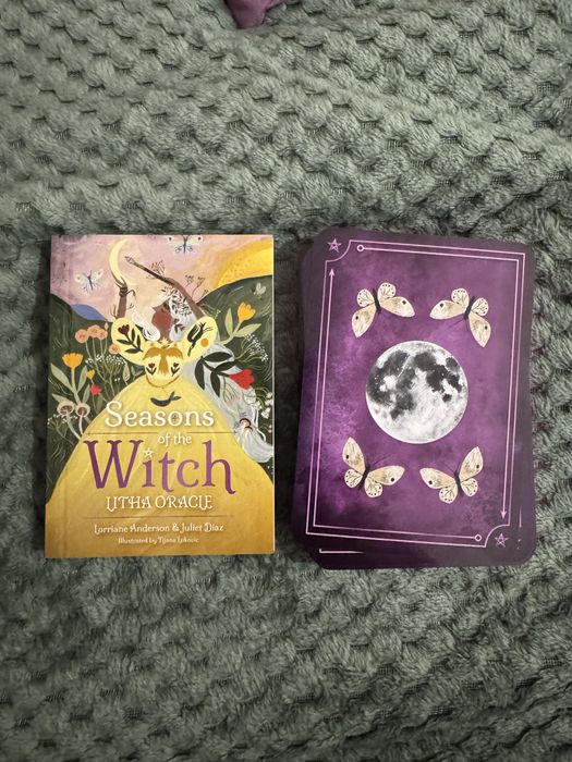 Oracol seasons of the witch