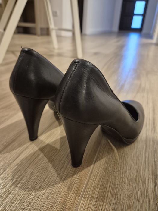 Pantofi piele Tamaris negri impecabili mărime 39