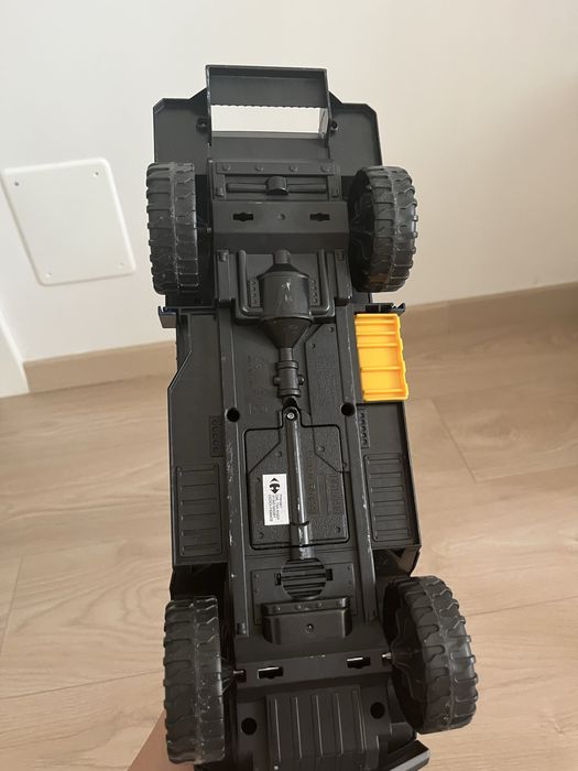 Masina electronica Swat