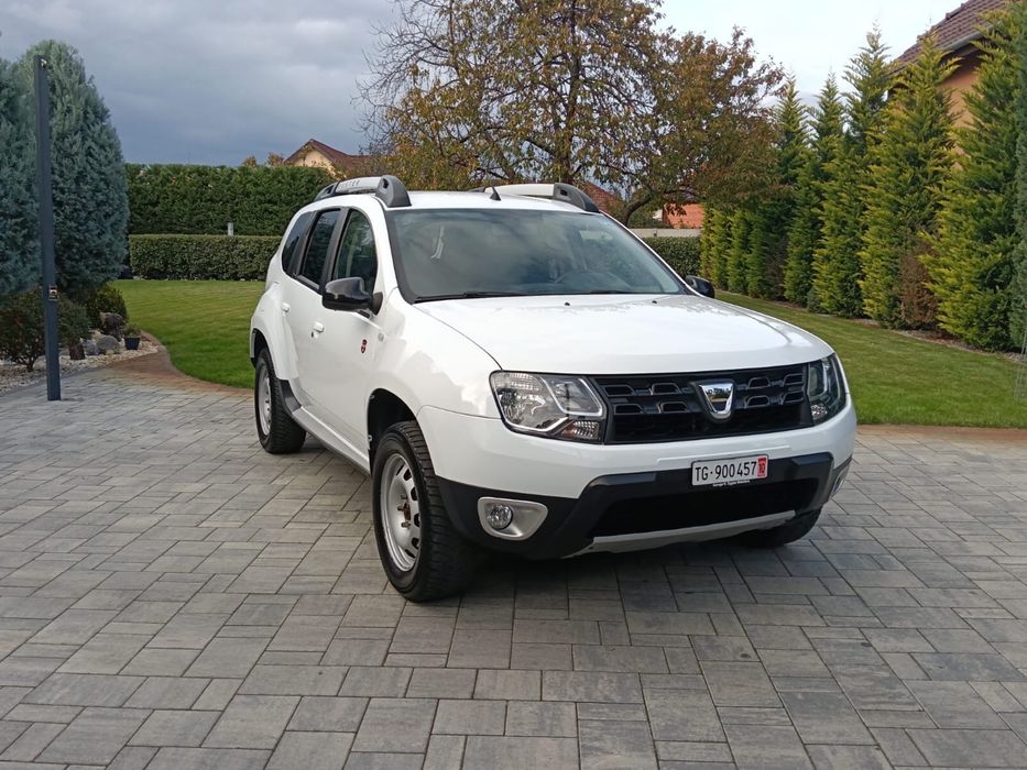 Dacia Duster Laureate 2017 1.2 TCe 4x4 Navi, Clima,Facelift