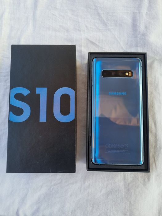 Vand / Schimb  Samsung Galaxy S10 impecabil