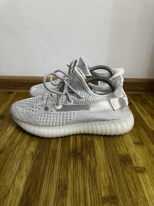 Yeezy 350 v2 marimea 42