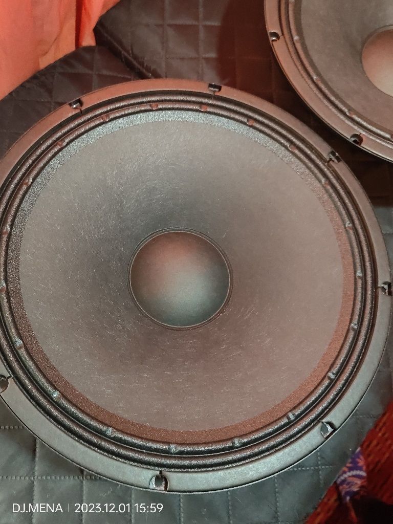 Difuzoare Celestion 15  model T5854a prețul este pe 2.buc