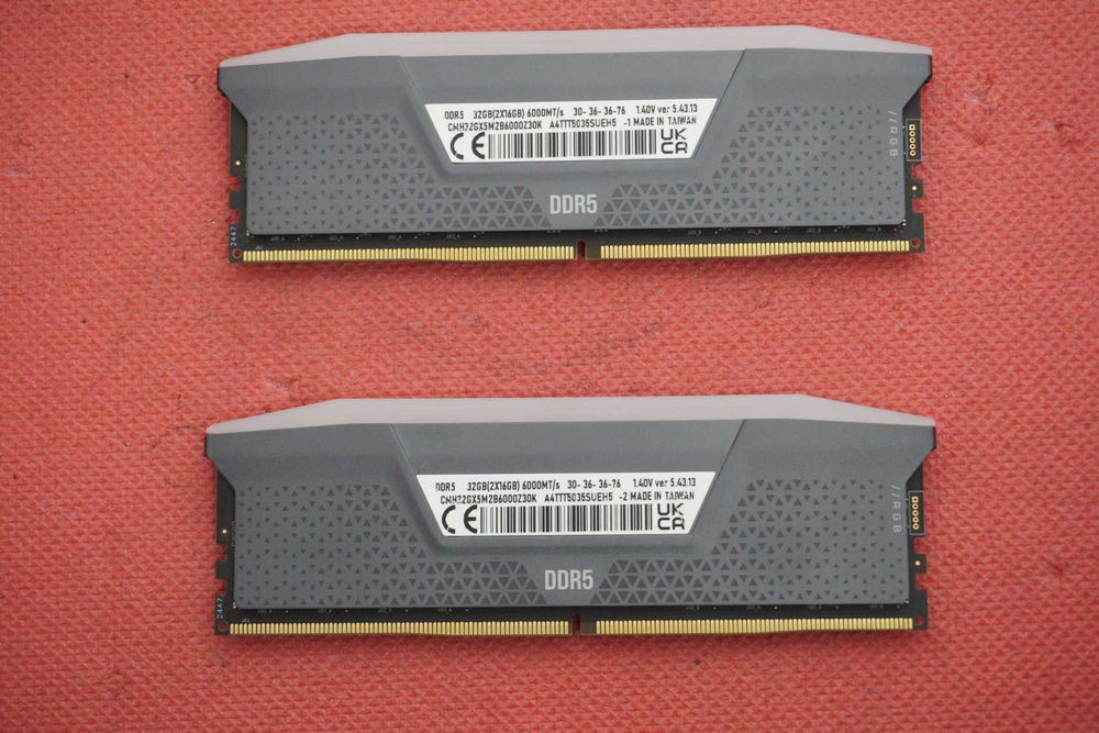 [32GB] RAM Памет 2x16 GB DDR5 6000MT/s CL30 Corsair Vengeance RGB
