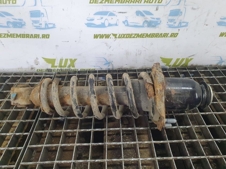 Amortizor stanga fata 2.2 d-cat 2AD-FHV Toyota Avensis 2 T25 [facelif