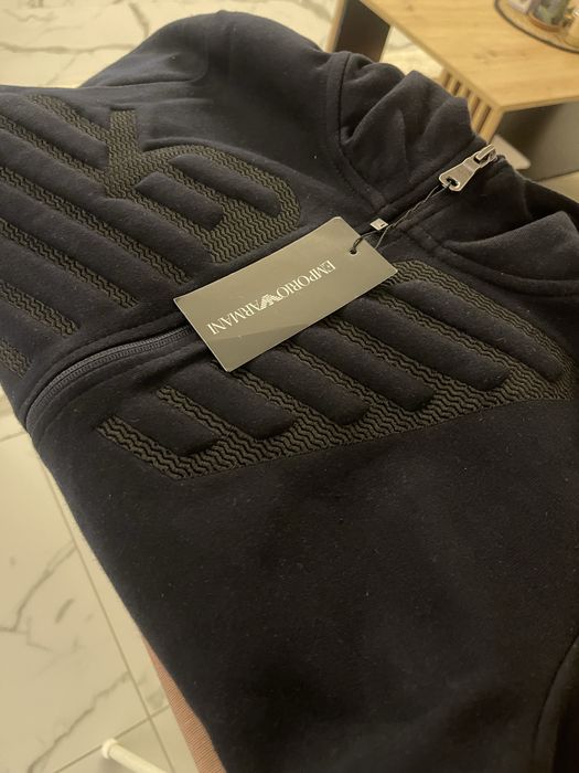 Спортен екип Армани