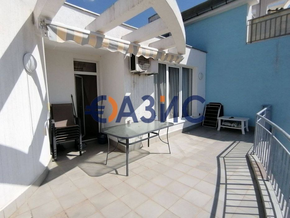 Голям 2-стаен апартамент на 4-ти етаж, Сънсет Кошарица, България - 92