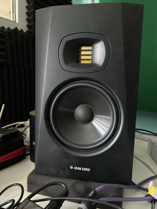 Monitoare adam T7V
